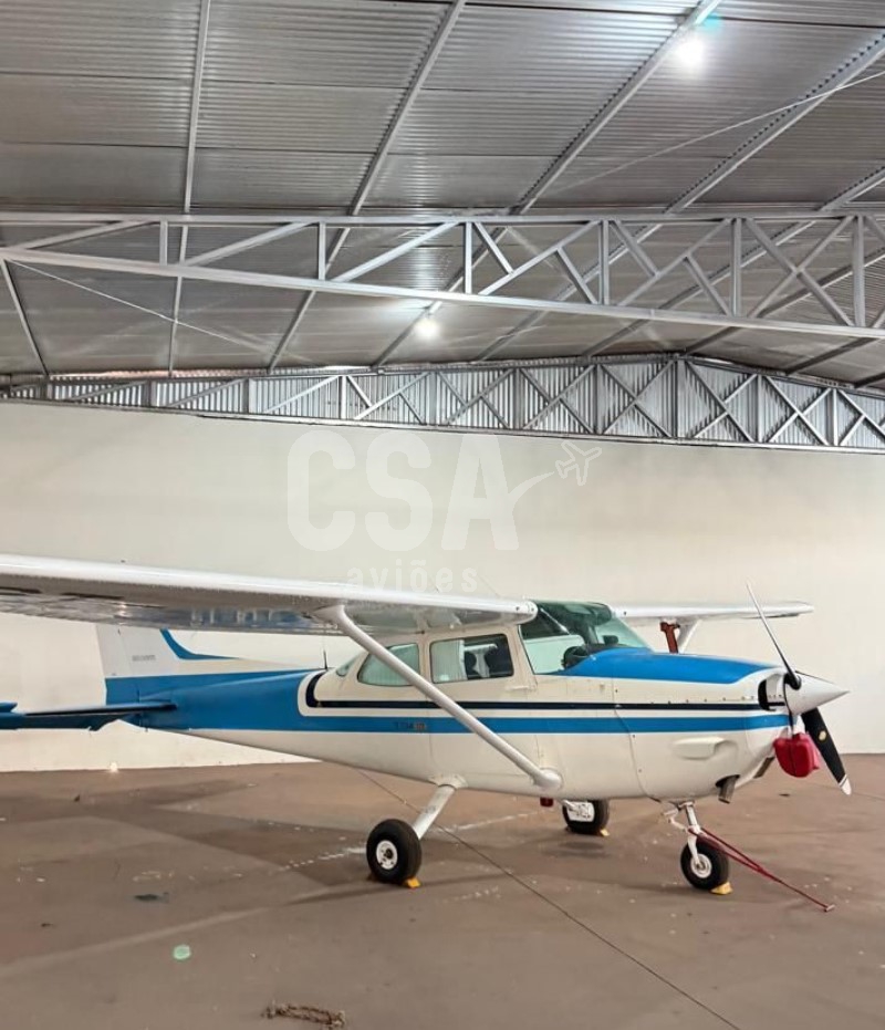 Veja o produto: 172M HAWK II